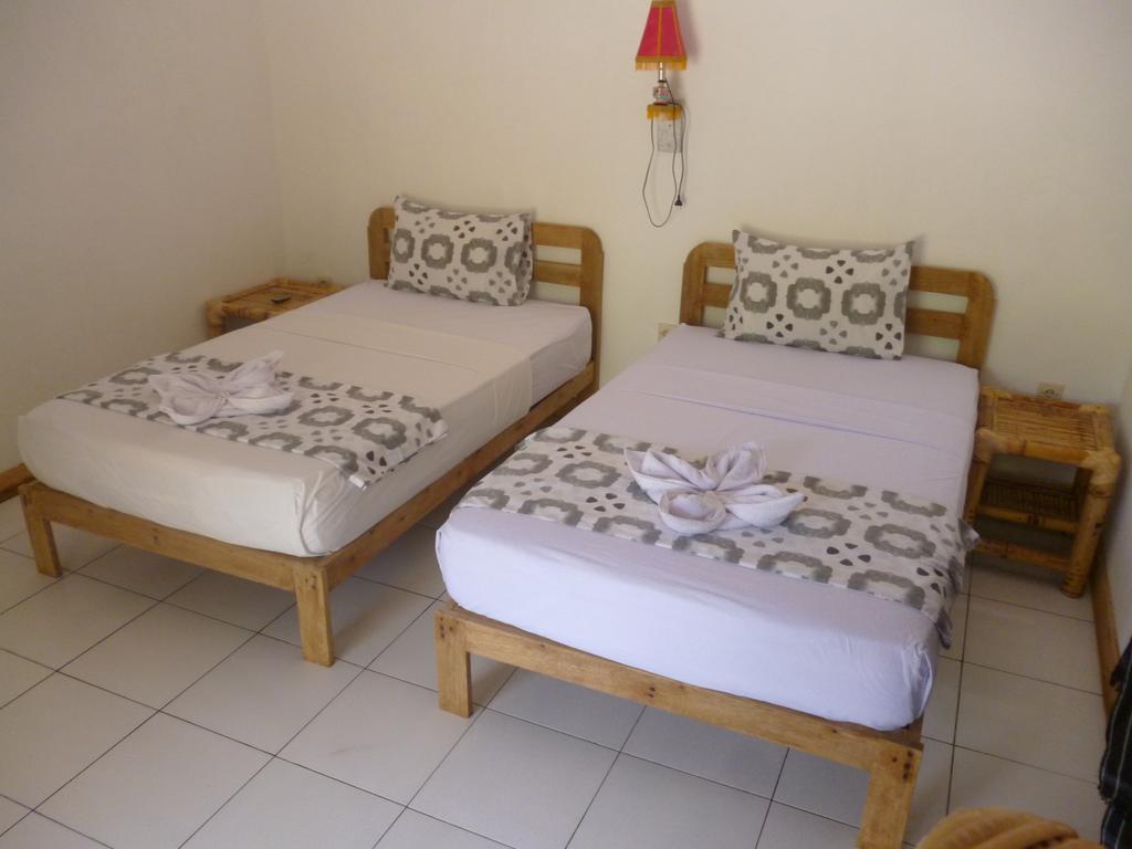 Dewi Garden Guesthouse Kuta  Exteriör bild